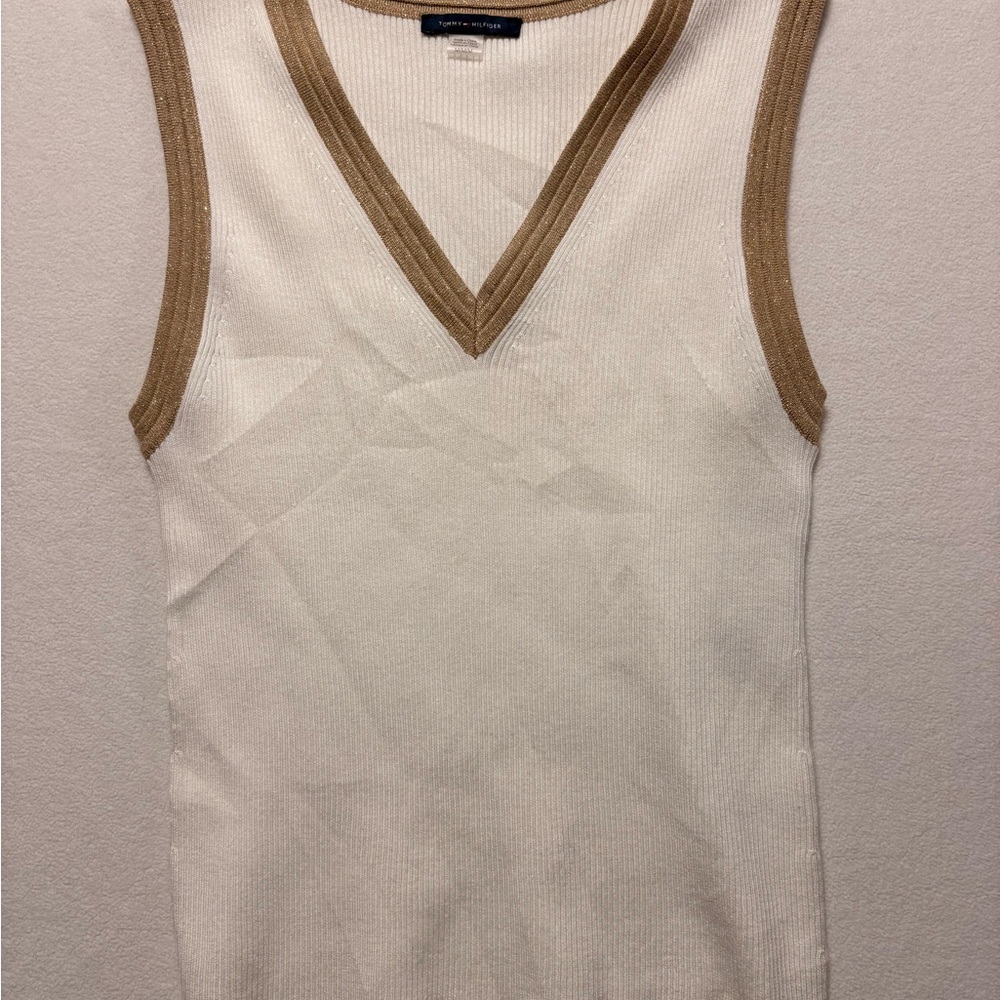 Tommy Hilfiger Women’s White and Gold accents V-Neck Top